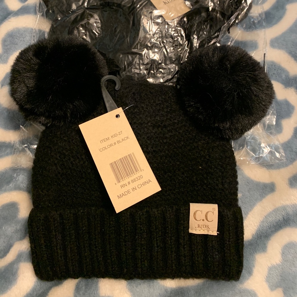 C.C Beanie Kids double fur pom